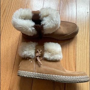 UGG elowen booties